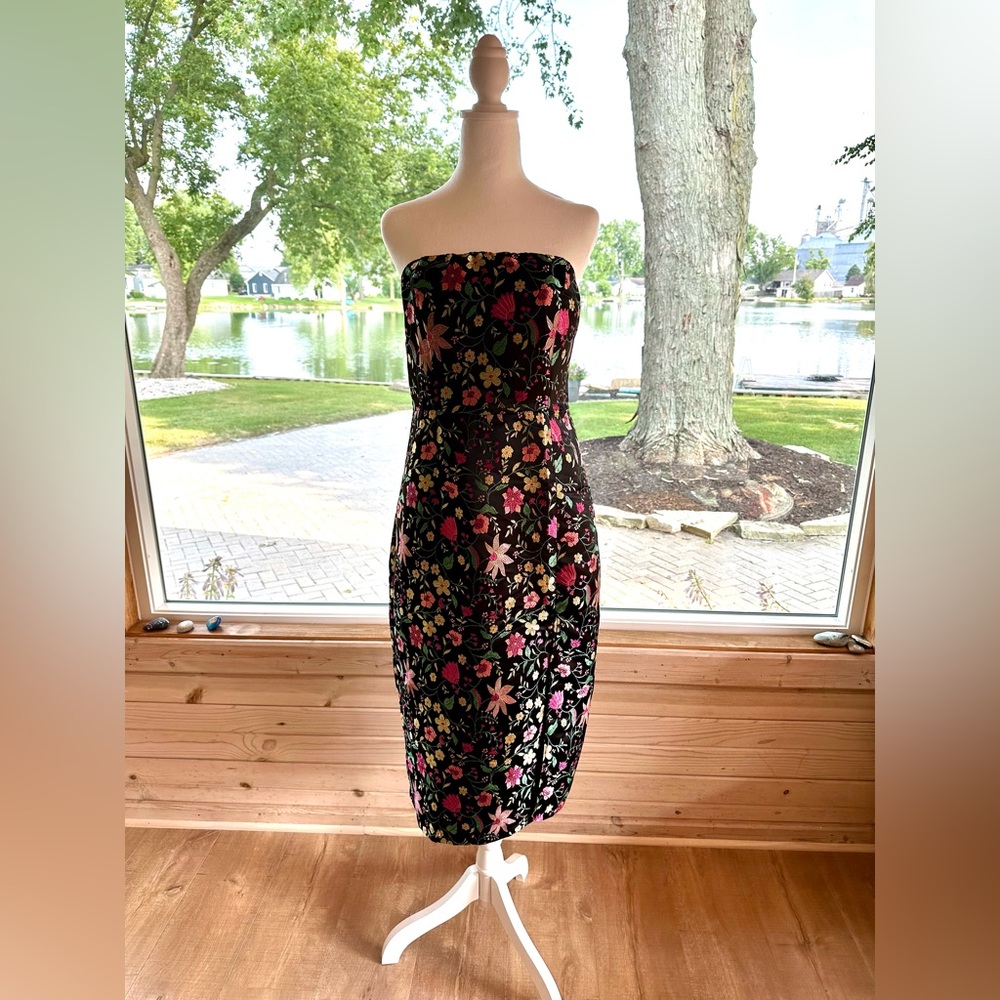 Lulus strapless floral dress size L